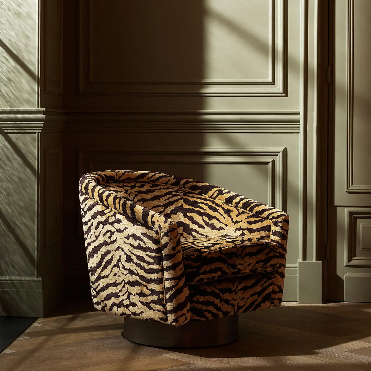 Chaise pivotante Catene